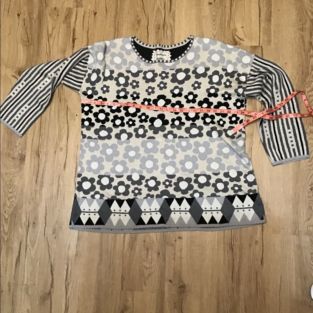 Like new Gudrun Sjoden sweater XL